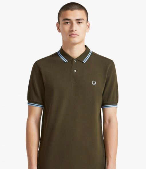 Polo Fred Perry verdoso oscuro M3600