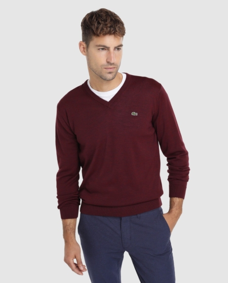 Jersey Lacoste con el cuello de pico