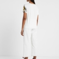 Camiseta estampado patch Desigual