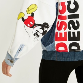 Chaqueta iconica oversize vaquera