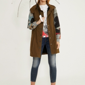 Parka Desigual capucha Mickey Mouse