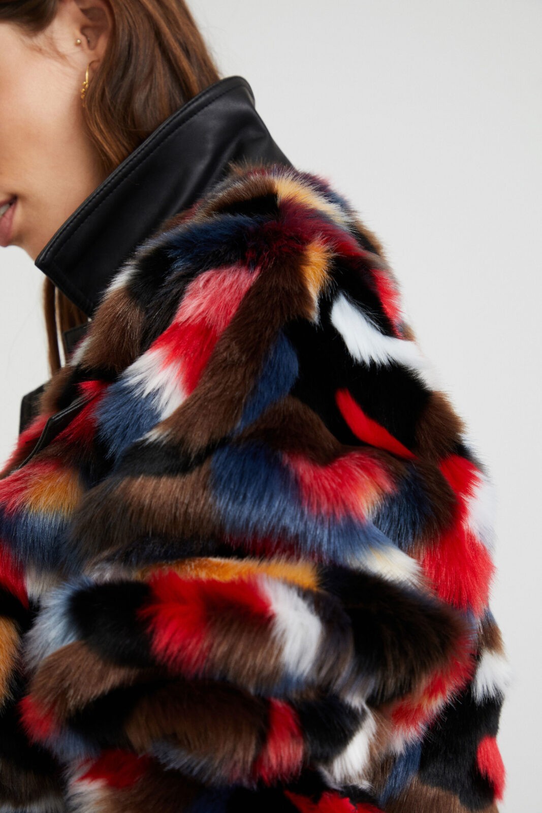 Chaqueta loose pelo Desigual al mejor precio - Vimoda Toledo