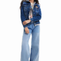 Chaqueta vaquera capucha Desigual