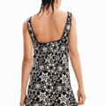 Vestido corto crochet retro