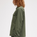 Sobrecamisa con textura y cremallera integral