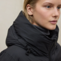 Abrigo Manlie negro ECOALF