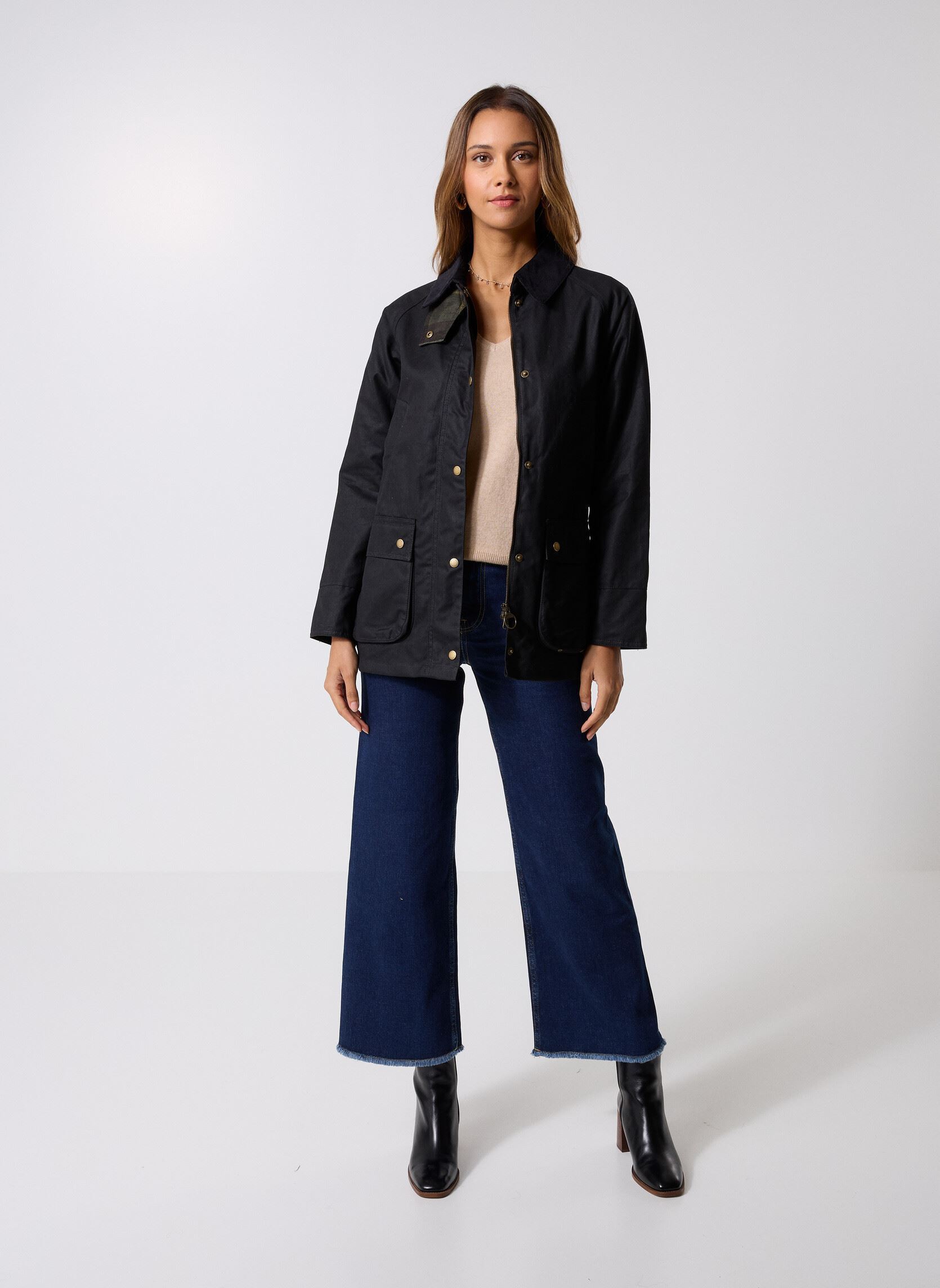 Chaqueta Long Beadnell Wax Jacket Barbour Mujer Negro