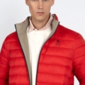 Chaqueta reversible Montecarlo Harper & Neyer Rojo y verde safari - cara roja, vista lateral Chaqueta reversible Montecarlo Harper & Neyer Rojo y verde safari - cara roja, vista lateral